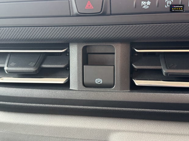 Ford Transit Custom New Shape|4 Berth|4 Belt|Pop Top|Kitchen|NO VAT 28