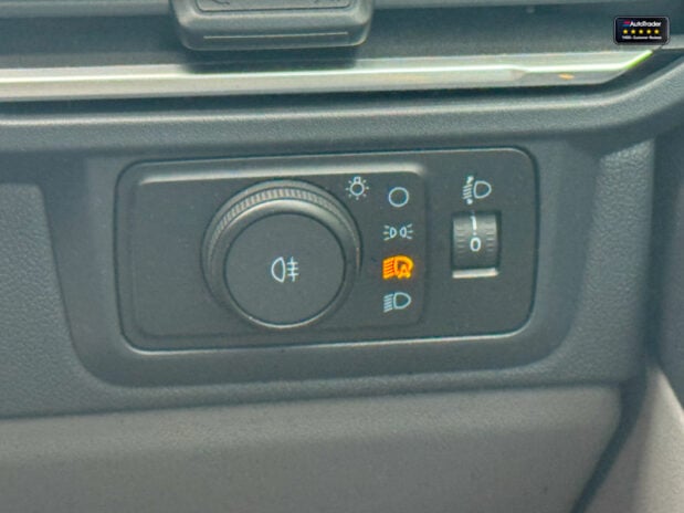 Ford Transit Custom New Shape|4 Berth|4 Belt|Pop Top|Kitchen|NO VAT 18