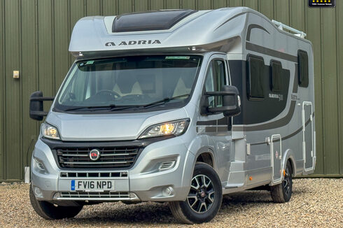 Adria M670 SL 4 Berth|4 Belt|Garage|Awning|LOW MILES