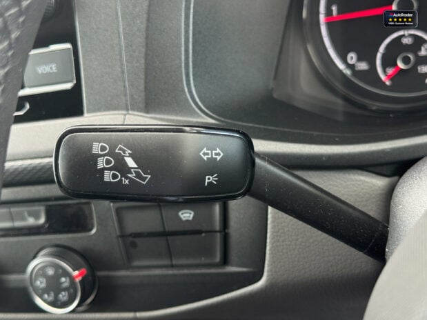 Volkswagen Transporter AUTO SWB L1H1 T30 Tdi Highline Air Con Alloys Sensors EURO 6 NO VAT 20