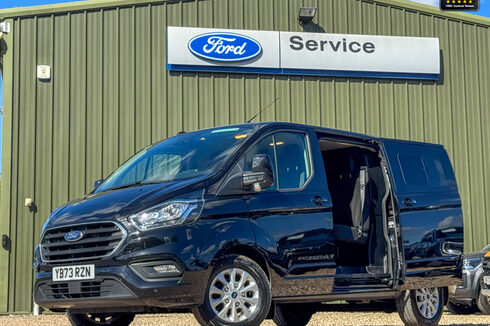 Ford Transit Custom Crew Cab SWB L1H1 300 Limited Dciv Air Con Cam Nav Sensors EURO 6