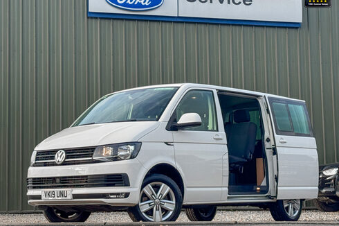 Volkswagen Transporter Crew Cab SWB T32 Tdi Kombi Highline Air Con Nav Sensors EURO 6 NO VAT