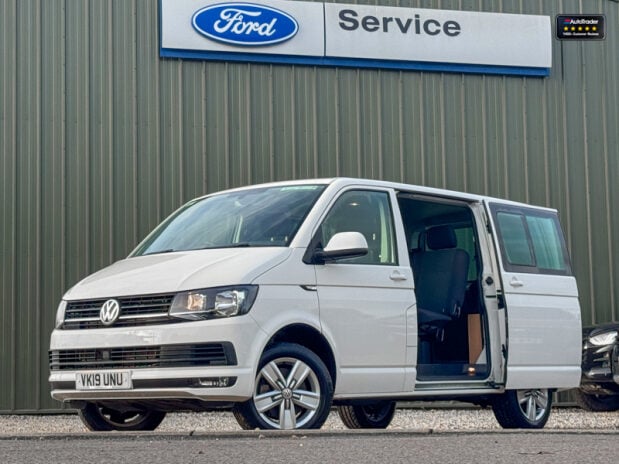 Volkswagen Transporter Crew Cab SWB T32 Tdi Kombi Highline Air Con Nav Sensors EURO 6 NO VAT 1