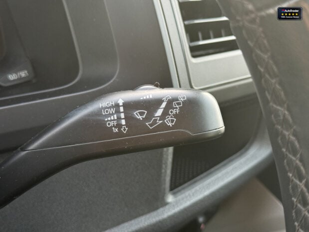 Volkswagen Transporter Crew Cab SWB T32 Tdi Kombi Highline Air Con Nav Sensors EURO 6 NO VAT 23