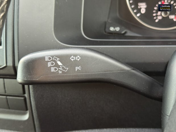 Volkswagen Transporter Crew Cab SWB T32 Tdi Kombi Highline Air Con Nav Sensors EURO 6 NO VAT 22