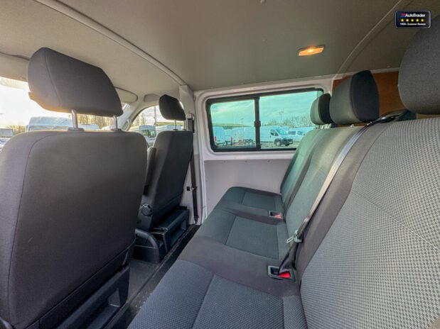 Volkswagen Transporter Crew Cab SWB T32 Tdi Kombi Highline Air Con Nav Sensors EURO 6 NO VAT 13
