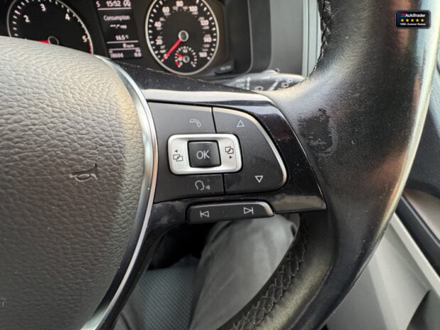 Volkswagen Transporter Crew Cab SWB T32 Tdi Kombi Highline Air Con Nav Sensors EURO 6 NO VAT 20