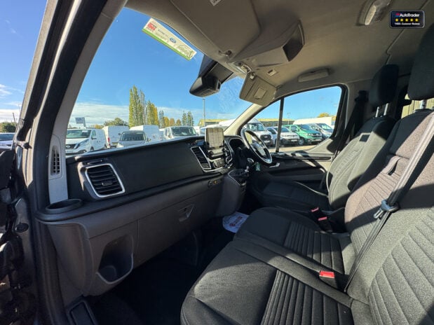 Ford Transit Custom Crew Cab SWB L1H1 300 Limited Air Con Sensors EURO 6 14