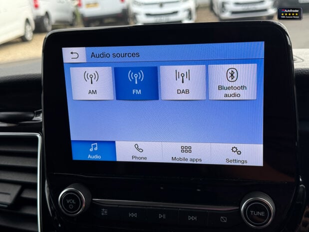 Ford Transit Custom AUTO SWB L1H1 290 Sport Alloys Air Con Sensors EURO 6 25