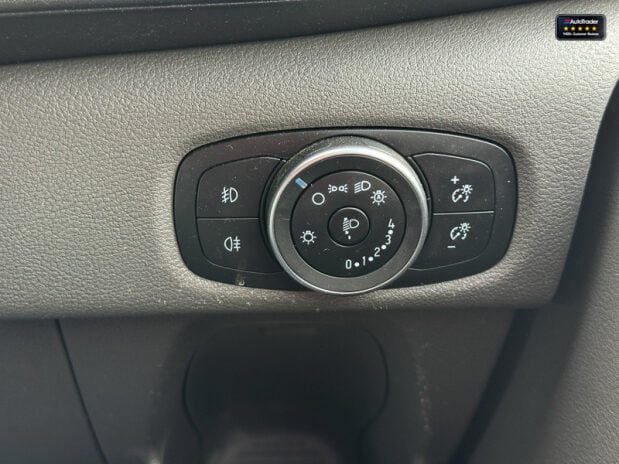 Ford Transit Custom AUTO SWB L1H1 290 Sport Alloys Air Con Sensors EURO 6 22