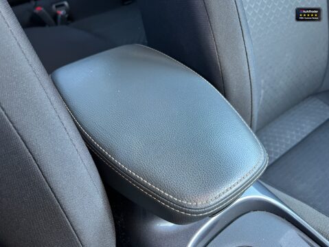 Nissan Juke 1.0 DIG-T N-Connecta SUV 5dr Petrol Manual Euro 6 (s/s) (117 ps) 29