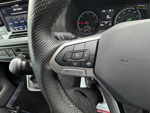 Volkswagen Transporter Crew Cab SWB L1H1 T30 Tdi Kombi Highline Auto Air Con Sensors EURO 6 19