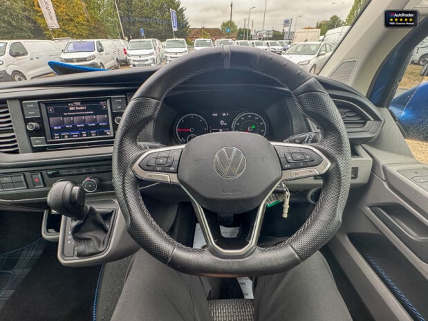 Volkswagen Transporter Crew Cab SWB L1H1 T30 Tdi Kombi Highline Auto Air Con Sensors EURO 6 18