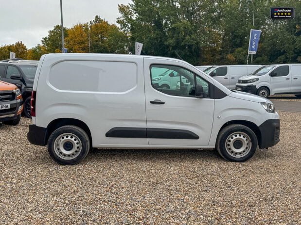 Citroen Berlingo AUTO SWB L1H1 1000 Enterprise Edition Air Con Sensors EURO 6 5