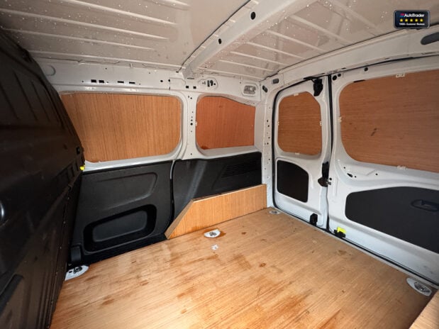 Citroen Berlingo AUTO SWB L1H1 1000 Enterprise Edition M Air Con Sensors EURO 6 11