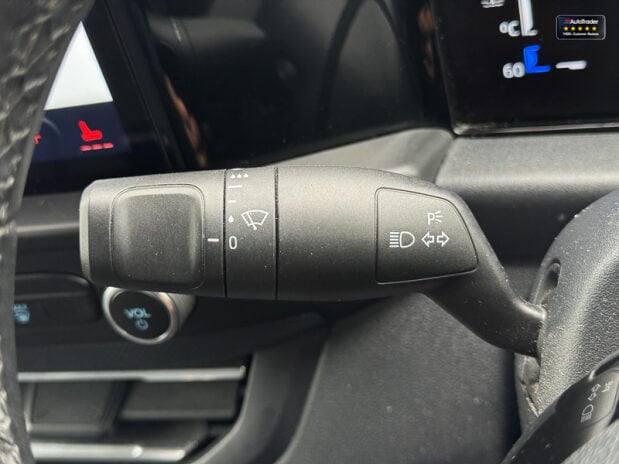 Ford Transit Custom LWB L2H1 [SOLD MM] Low Roof 300 Limited Air Con Cam Sensors EURO 6 20