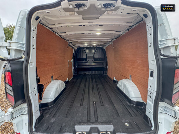 Ford Transit Custom LWB L2H1 [SOLD MM] Low Roof 300 Limited Air Con Cam Sensors EURO 6 9