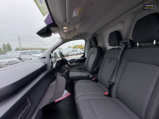 Ford Transit Custom LWB L2H1 [SOLD MM] Low Roof 300 Limited Air Con Cam Sensors EURO 6 13