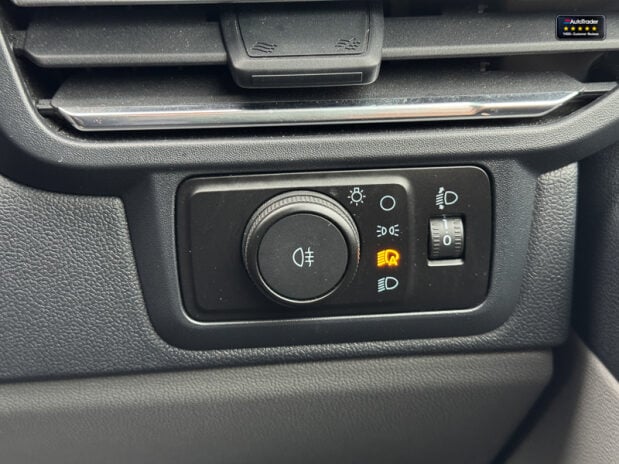 Ford Transit Custom LWB L2H1 [SOLD MM] Low Roof 300 Limited Air Con Cam Sensors EURO 6 21