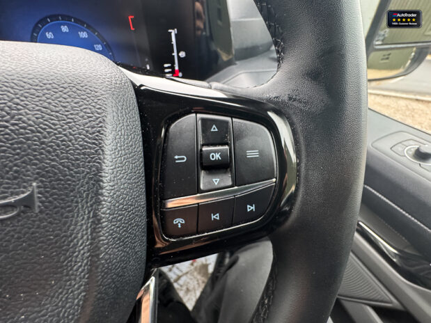 Ford Transit Custom LWB L2H1 [SOLD MM] Low Roof 300 Limited Air Con Cam Sensors EURO 6 18