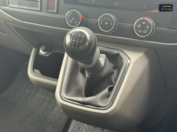 Volkswagen Transporter AVT Conversion|4 Berth|4 Belt|Microwave|Sink|Awning|Swivel Seats|Euro 6 32