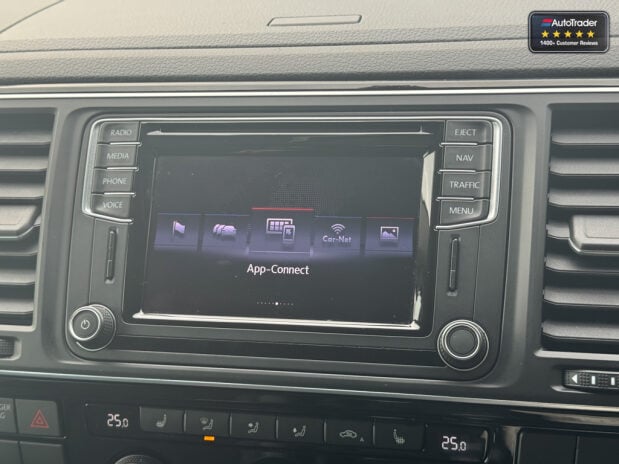 Volkswagen Caravelle 2.0 BiTDI BlueMotion Tech Executive MPV 5dr Diesel 7 Seater 26