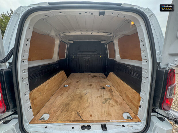 Citroen Berlingo LWB L2H1 [SOLD MT] Low Roof Bluehdi Driver Xl Air Con Cruise Sensors EURO 6 9