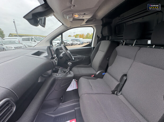 Citroen Berlingo LWB L2H1 [SOLD MT] Low Roof Bluehdi Driver Xl Air Con Cruise Sensors EURO 6 13