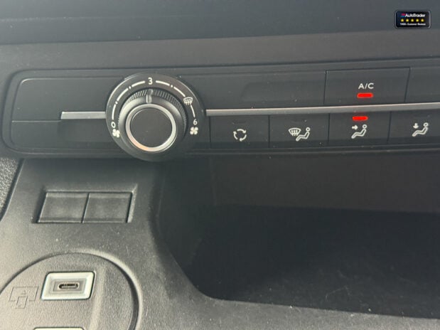 Citroen Berlingo LWB L2H1 [SOLD MT] Low Roof Bluehdi Driver Xl Air Con Cruise Sensors EURO 6 38