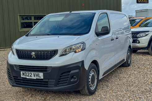 Peugeot Expert SWB L1H1 Bluehdi Professional Premium Air Con EURO 6