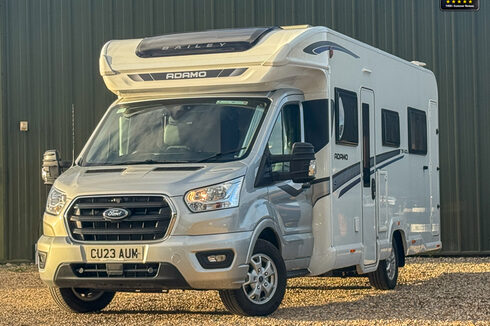 Bailey Adamo 75-4DL 6 Berth|4 Belt|Rear Lounge|Bathroom|Kitchen