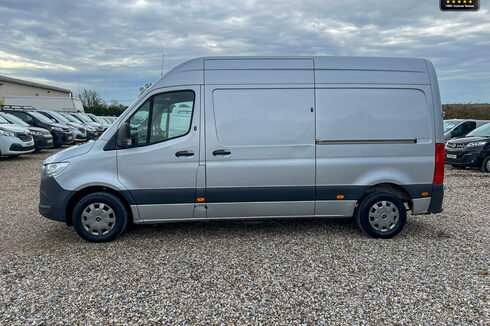 Mercedes-Benz Sprinter MWB L2H2 Medium Roof 314 Cdi Premium Air Con Cam Nav EURO 6 NO VAT