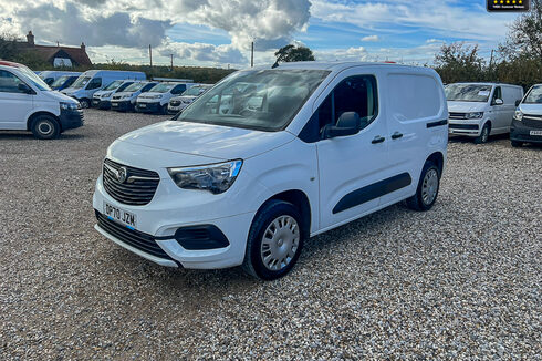 Vauxhall Combo SWB L1H1 2300 Sportive Air Con Sensors EURO 6 NO VAT