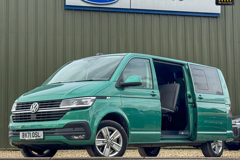 Volkswagen Transporter AUTO Crew Cab LWB L2H1 T32 Tdi Kombi Highline Air Con Cam EURO 6 NO VAT