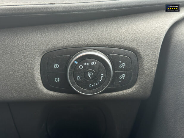 Ford Transit Custom LWB L2H2 [SOLD KH] 320 Leader Ecoblue Air Con Sensors EURO 6 22