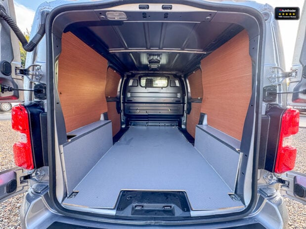 Toyota Proace MWB L1H1 Low Roof Design Cruise Navigation NO VAT 9