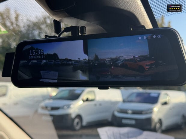 Toyota Proace MWB L1H1 Low Roof Design Cruise Navigation NO VAT 23