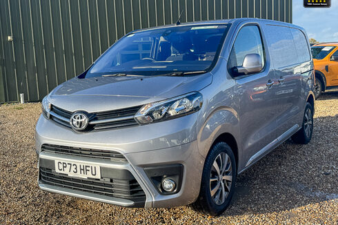 Toyota Proace MWB L1H1 Low Roof Design Cruise Navigation NO VAT
