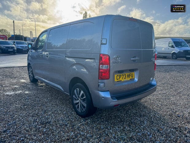 Toyota Proace MWB L1H1 Low Roof Design Cruise Navigation NO VAT 10