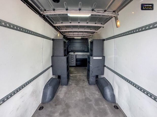 Mercedes-Benz Sprinter LWB L3H2 Medium Roof 315 Cdi Progressive Air Con Camera EURO 6 10