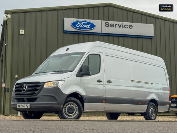 Mercedes-Benz Sprinter LWB L3H2 Medium Roof 315 Cdi Progressive Air Con Camera EURO 6 1