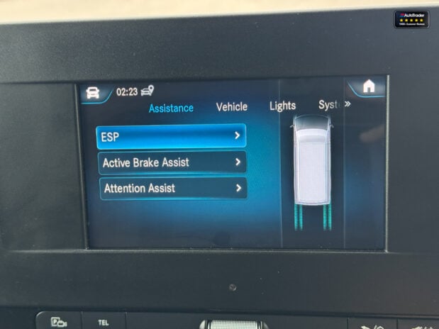 Mercedes-Benz Sprinter LWB L3H2 Medium Roof 315 Cdi Progressive Air Con Camera EURO 6 38