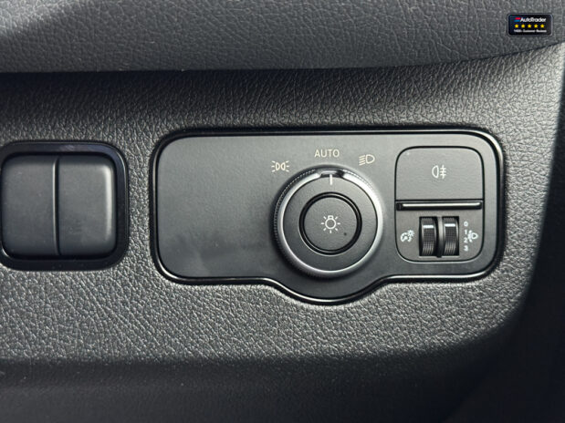 Mercedes-Benz Sprinter LWB L3H2 Medium Roof 315 Cdi Progressive Air Con Camera EURO 6 30