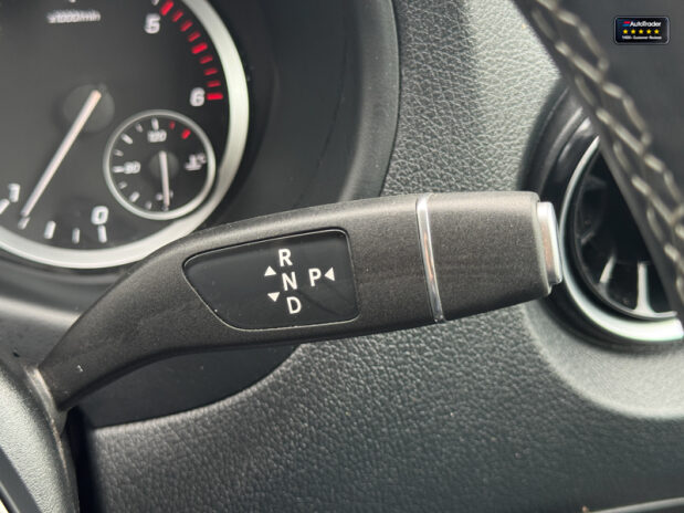 Mercedes-Benz Vito AUTO LWB L2H1 116 Premium Air Con Cam Nav Sensors EURO 6 21