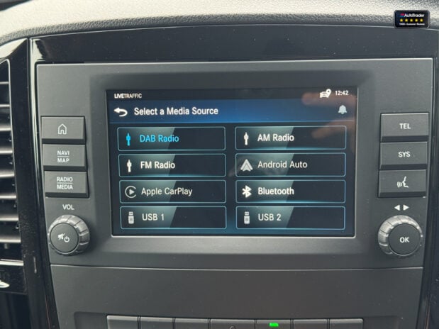 Mercedes-Benz Vito AUTO LWB L2H1 116 Premium Air Con Cam Nav Sensors EURO 6 28