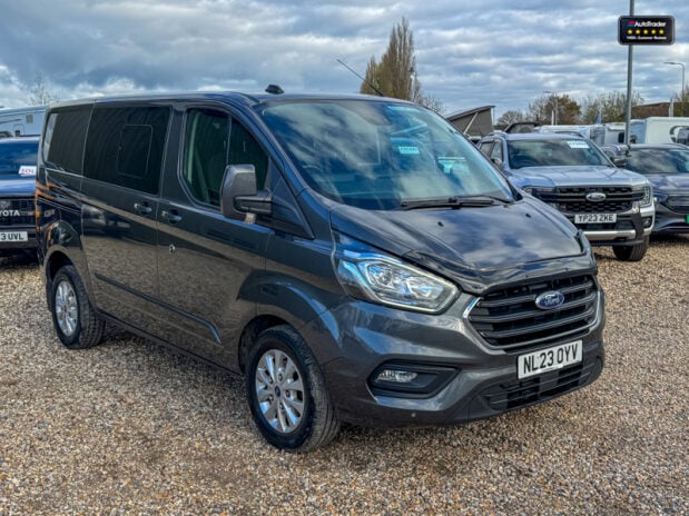 Ford Transit Custom AUTO Crew Cab SWB L1H1 320 Limited Air Con Camera 5