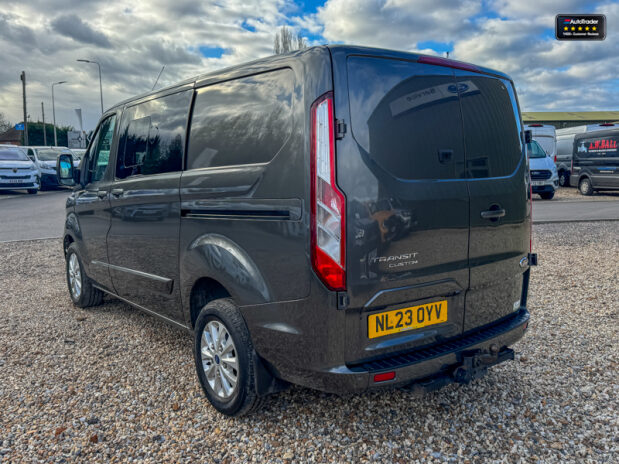 Ford Transit Custom AUTO Crew Cab SWB L1H1 320 Limited Air Con Camera 11