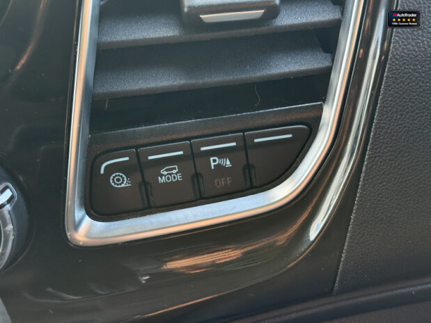 Ford Transit Custom AUTO Crew Cab SWB L1H1 320 Limited Air Con Camera 37