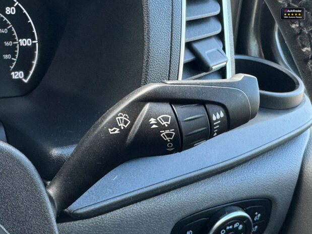 Ford Transit Custom AUTO Crew Cab SWB L1H1 320 Limited Air Con Camera 25