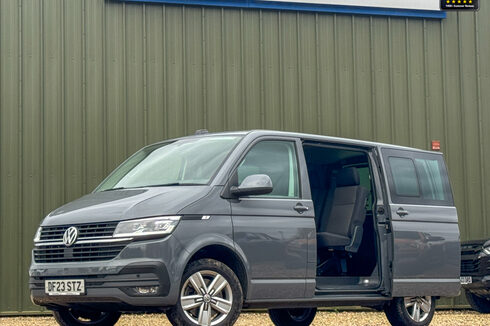Volkswagen Transporter AUTO Crew Cab SWB L1H1 T32 Tdi Kombi Highline Air Con Cam NO VAT